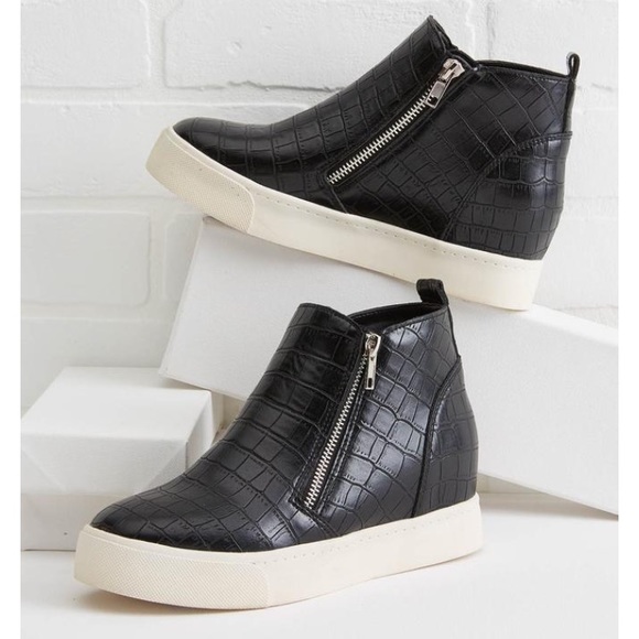 black wedge sneakers size 5